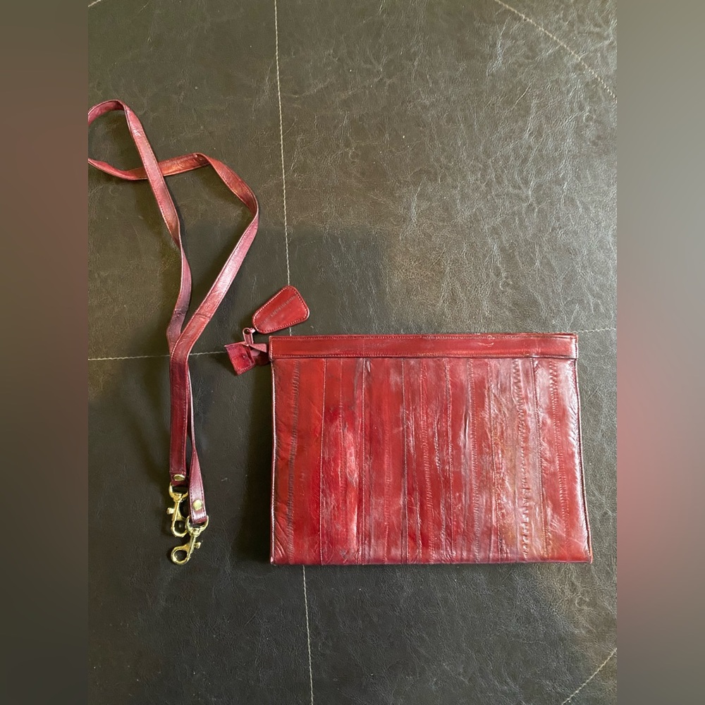 Burgundy eelskin leather purse